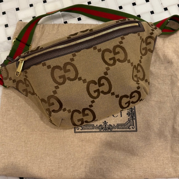 Gucci Jumbo Gg Canvas Belt Bag Beige - Picture 1 of 10